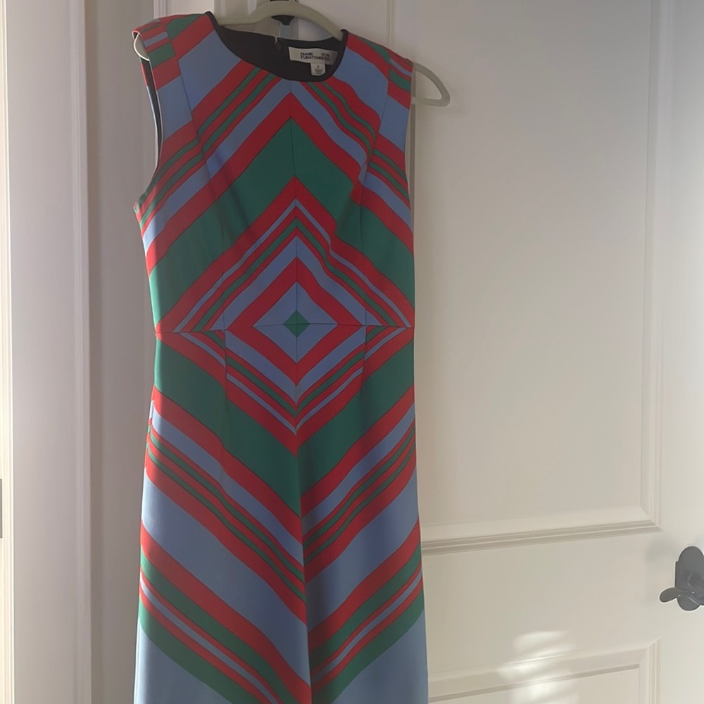 Diane Von Furstenberg (DVF) Dress - Sz 6